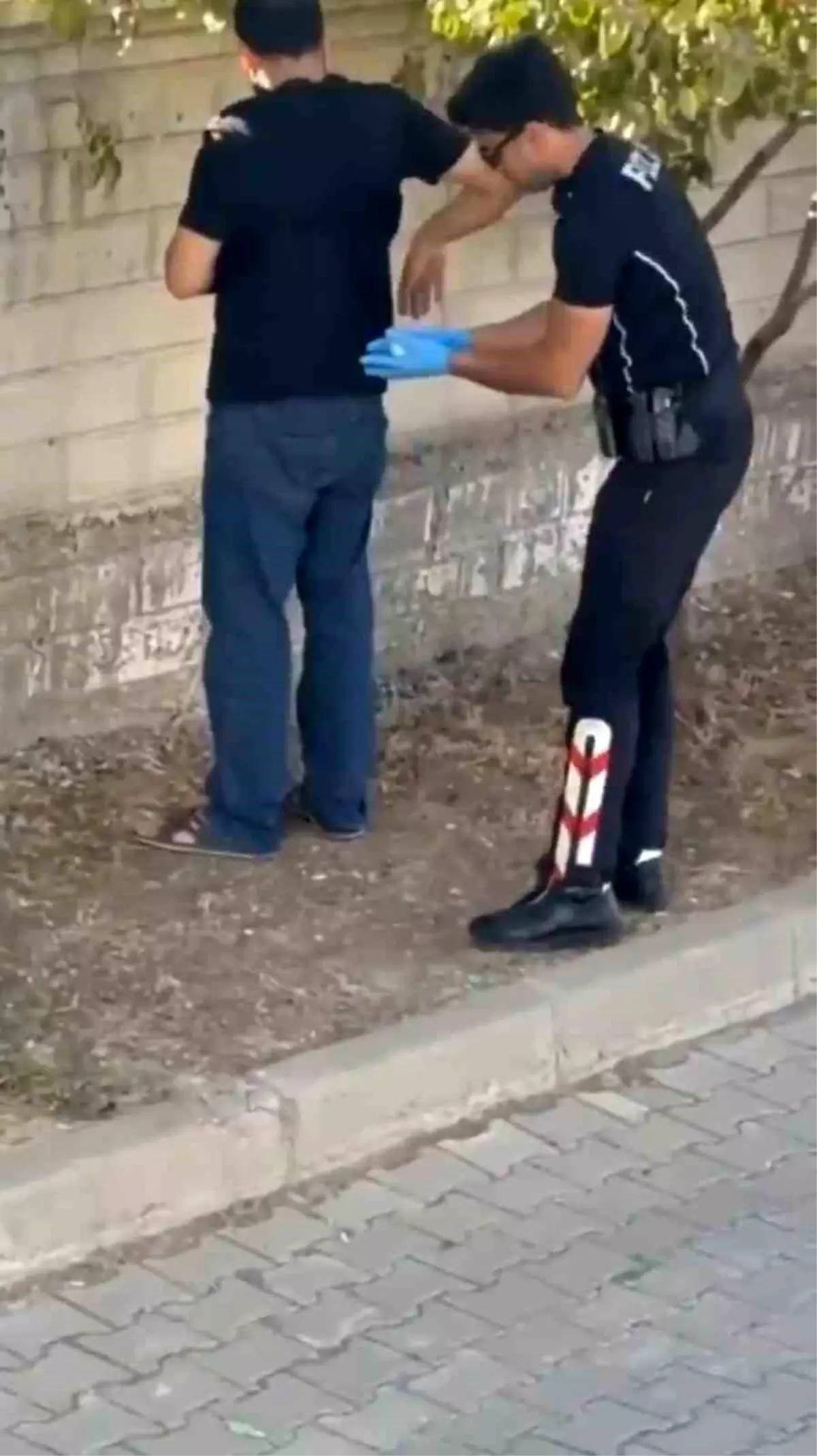 Bingöl'de Uyuşturucu Ticareti Yapan Şüpheli Tutuklandı
