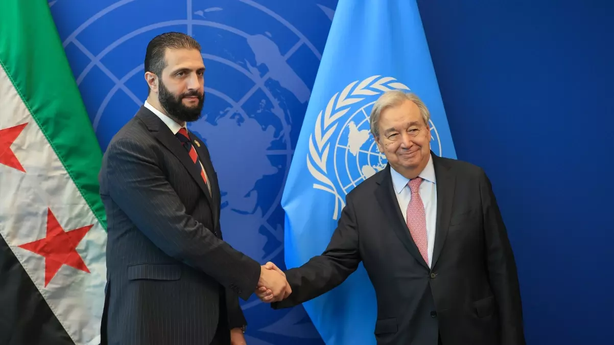 Guterres ve Şara, Suriye'nin Geleceğini Görüştü