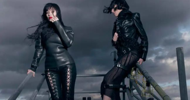 Dilara Fındıkoğlu kimdir, kaç yaşında, nereli? Dilara Fındıkoğlu nasıl ünlü oldu, kimleri giydirdi? Dilara Fındıkoğlu kimdir, kaç yaşında, nereli? Dilara Fındıkoğlu nasıl ünlü oldu, kimleri giydirdi?