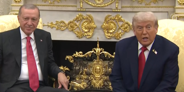 Erdoğan at the White House after 6 years! Trump personally welcomed him at the door