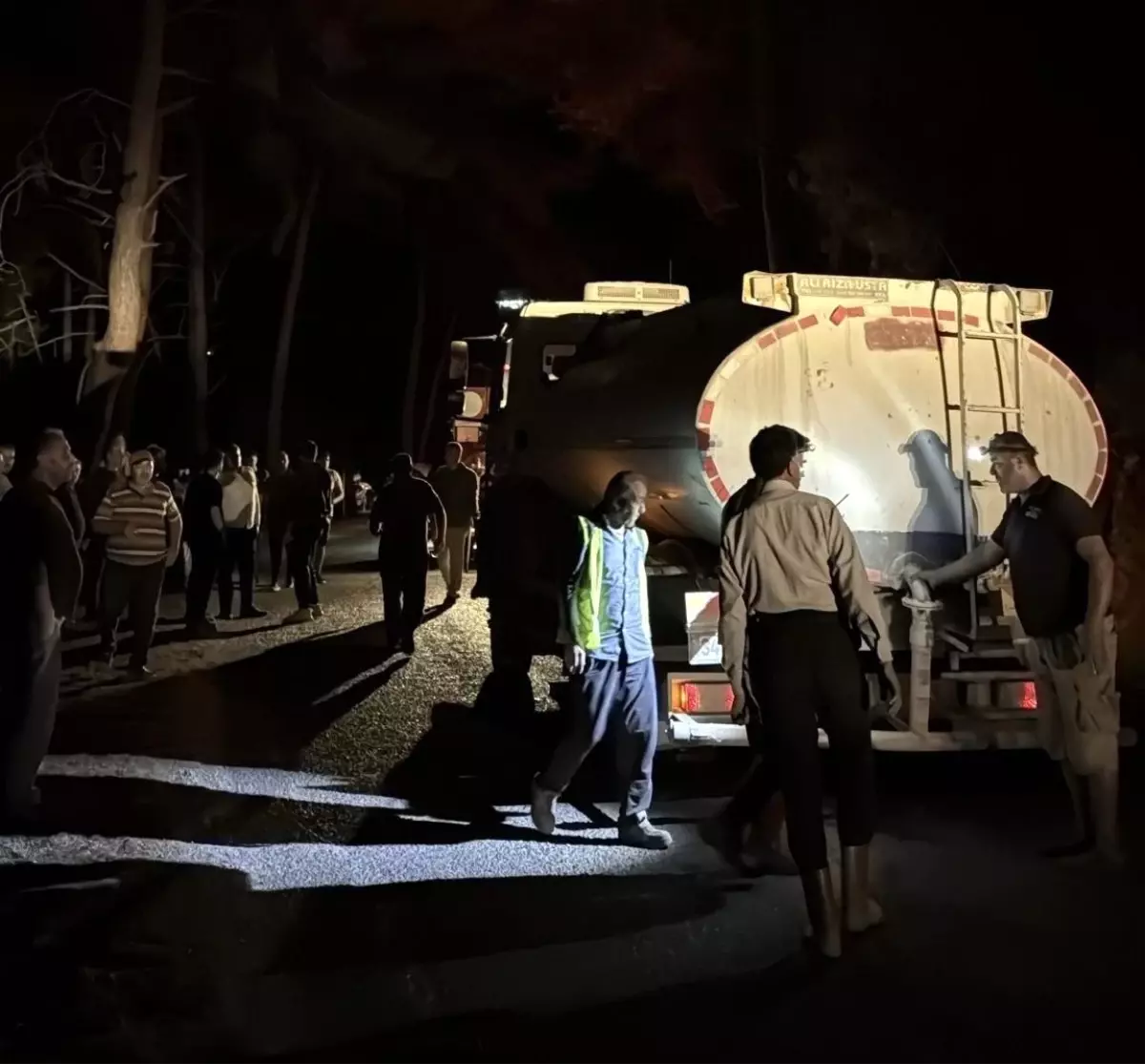 Antalya Gazipaşa'da Orman Yangını Kontrol Altına Alındı