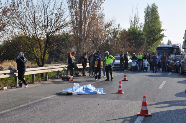 iki arac ile polis memuruna carpan tir korpuden 19085356 2813 m