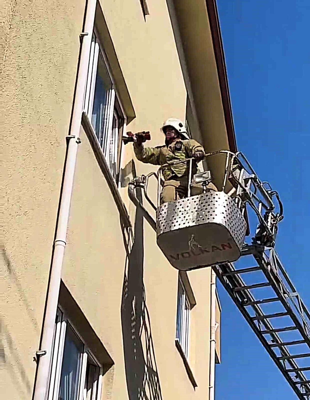 Bartın'da Lavaboda Baygın Bulunan Şahıs Kurtarıldı