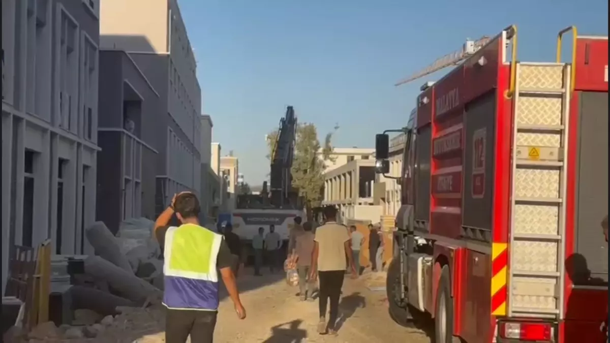 Malatya'da İnşaat Saha Göçüğünde Bir İşçi Hayatını Kaybetti