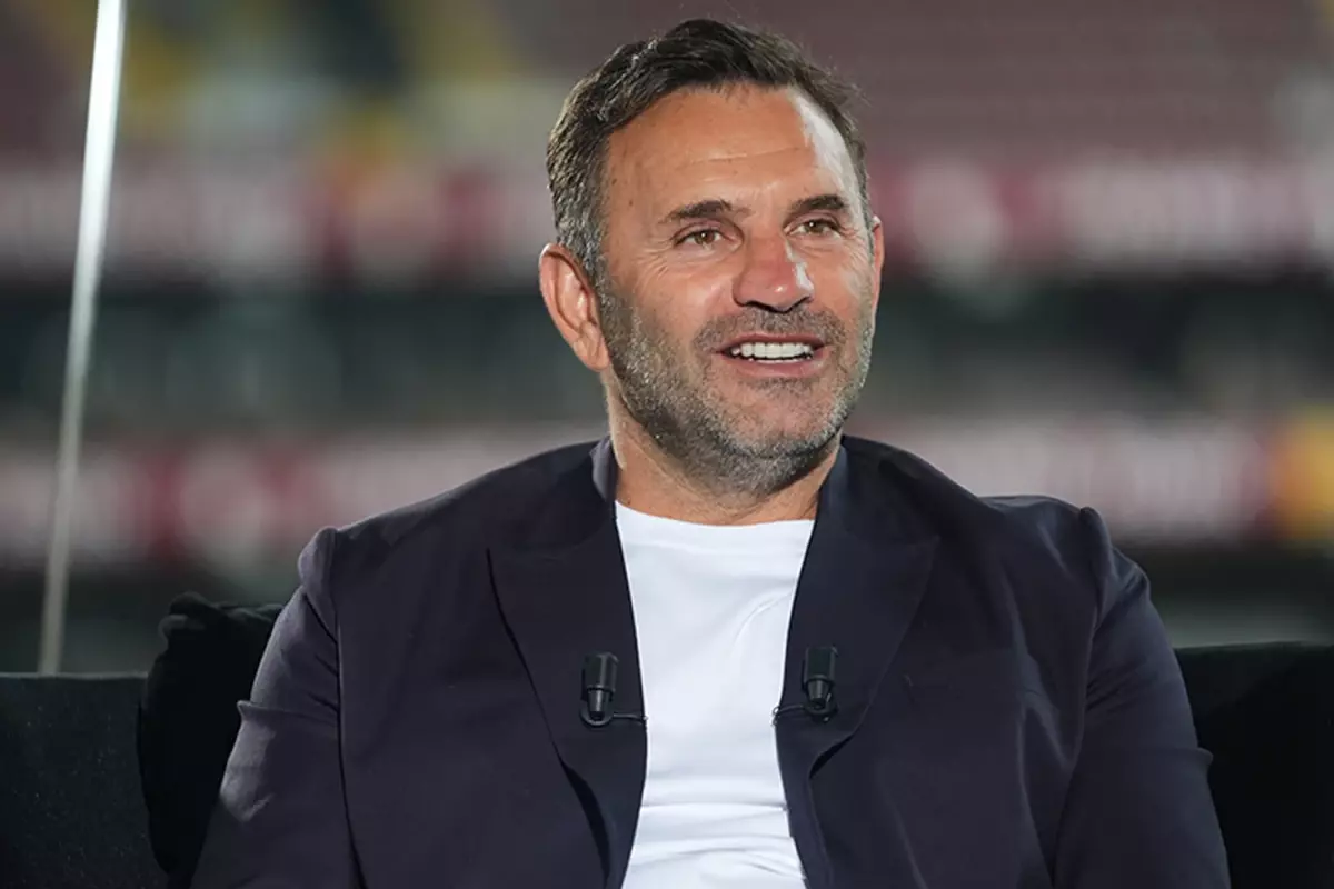Okan Buruk'un 2 prensi! Formaları şimdiden hazır