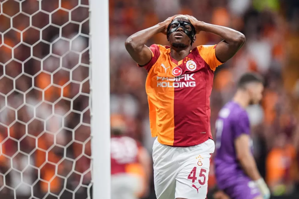 Osimhen hakkında bomba iddia: 9 hafta boyunca oynayamayacaktı