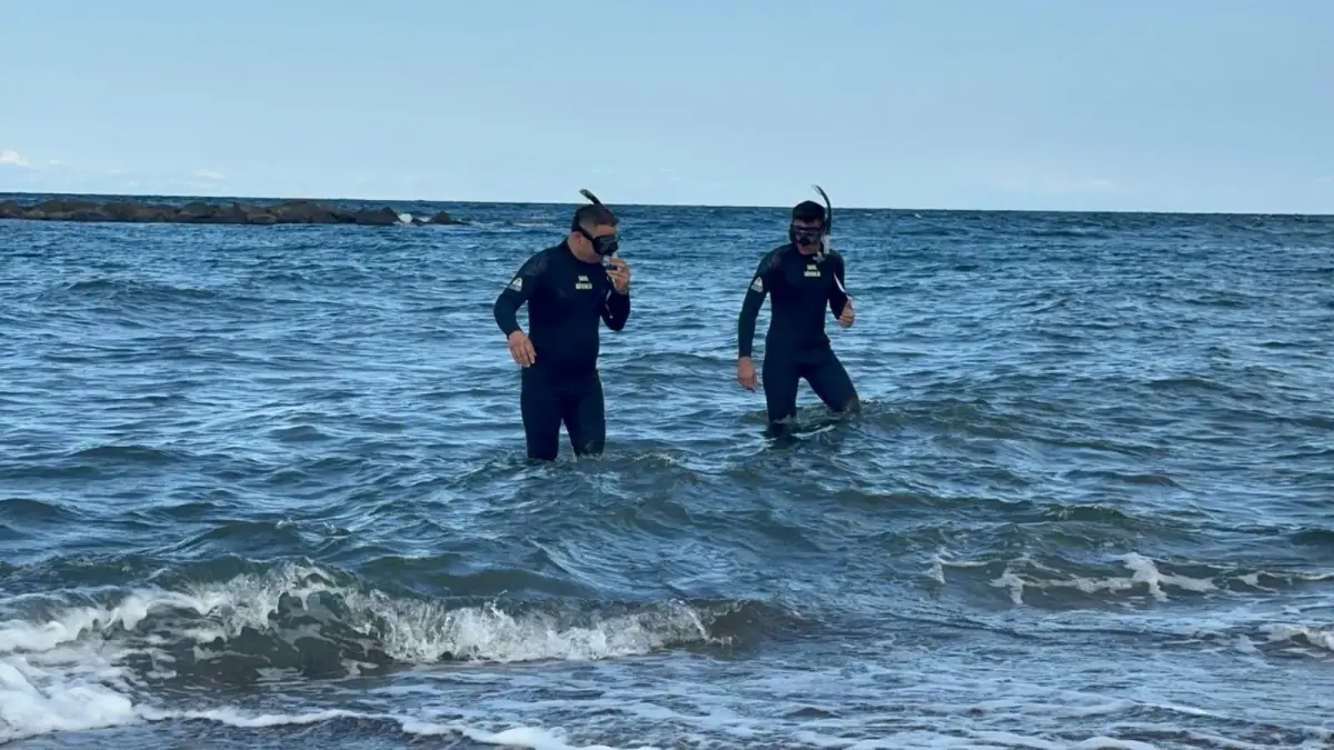 Karasu'da Kayıp Çocuklar İçin Denizde Arama Çalışması