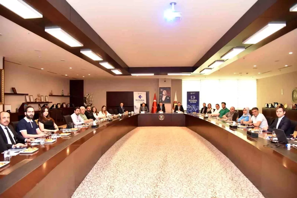 Gaziantep'te Sanayi Şirketlerine Finansman Modelleri Paneli Gerçekleştirildi