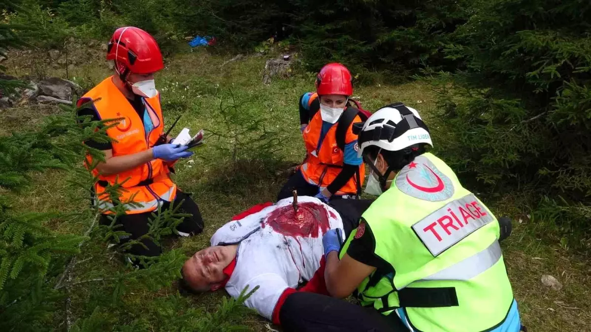 Trabzon'da Geniş Kapsamlı Arama-Kurtarma Tatbikatı Gerçekleştirildi