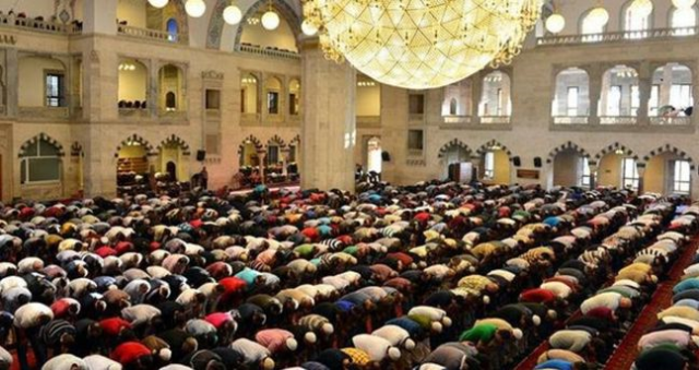 26 Eylül Cuma namazı saat kaçta? İstanbul, İzmir, Ankara Cuma namazı saatleri! Cuma namazı nasıl kılınır, kaç rekat?