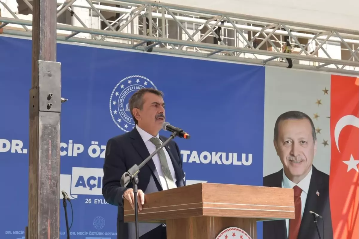 Milli Eğitim Bakanı Tekin, Deprem Sonrası Derslik Sayısının Artırıldığını Açıkladı
