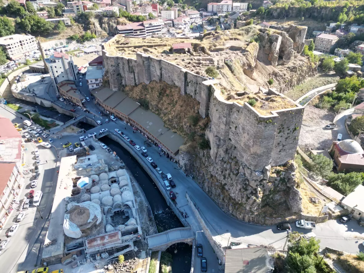 Bitlis Kalesi'nde 16. Yüzyıla Ait Anahtar ve Önemli Bulgular Bulundu