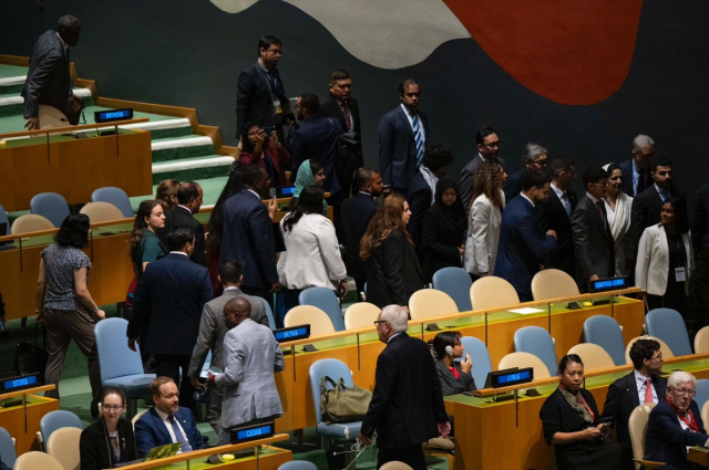 bm de netanyahu protestosuna iran dan damga vuran 19090463 2315 m