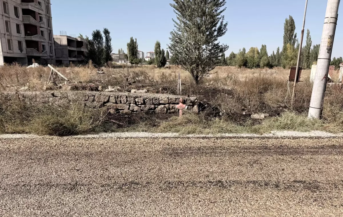 Otları yakmak isterken alevlerin arasına düşen yaşlı adam feci şekilde can verdi