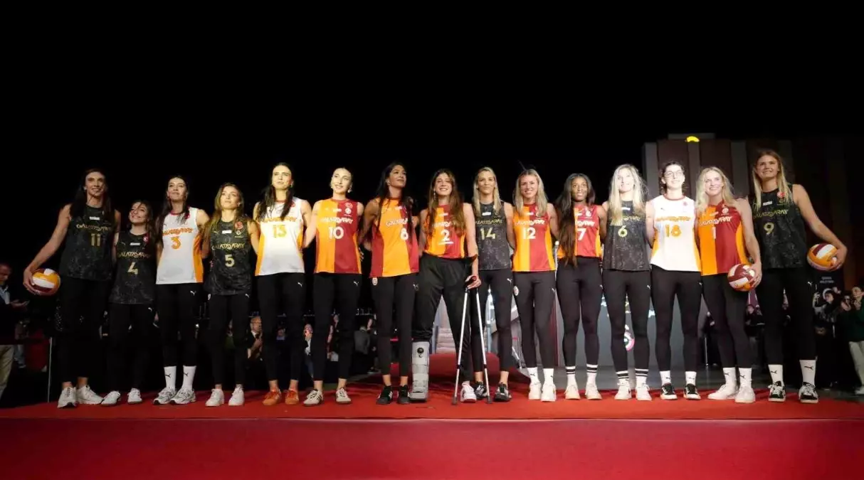Galatasaray Spor Kulübü Yeni Sezon Forma Lansmanını Gerçekleştirdi