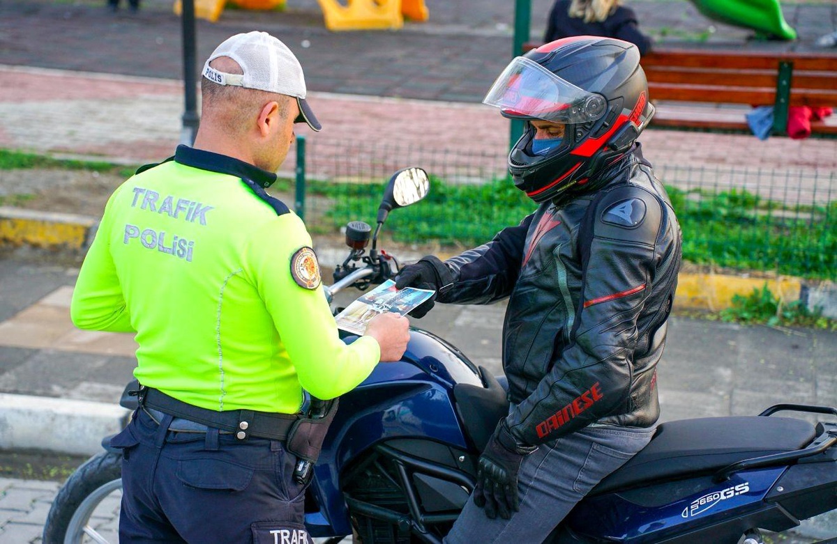 Iğdır'da Trafik Denetimlerinde 5 Bin 668 Araç Kontrol Edildi