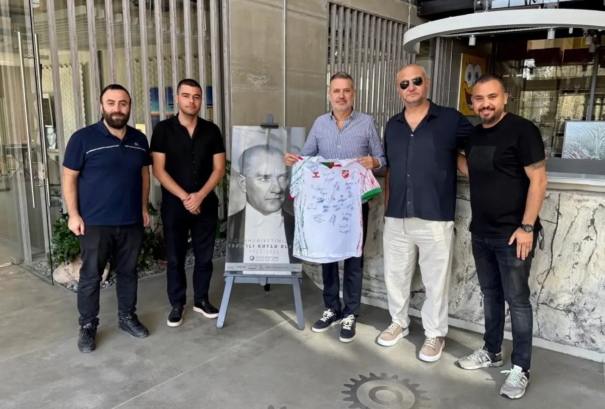 Karşıyaka Voleybol Takımı'nın Yeni Sponsorluğu İlker Ergüllü'den