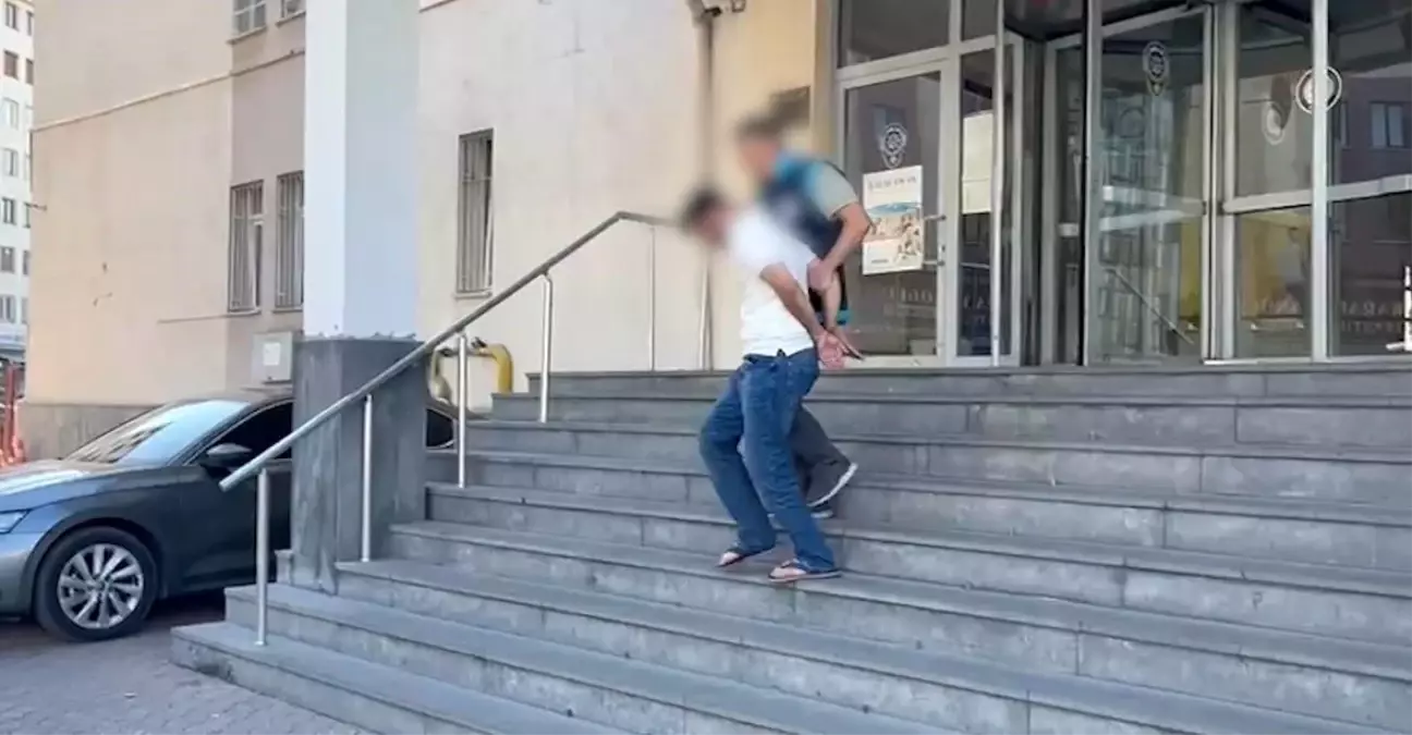 Kayseri'de Sahte Altınla Dolandırıcılık İddiası: 3 Şahıs Tutuklandı