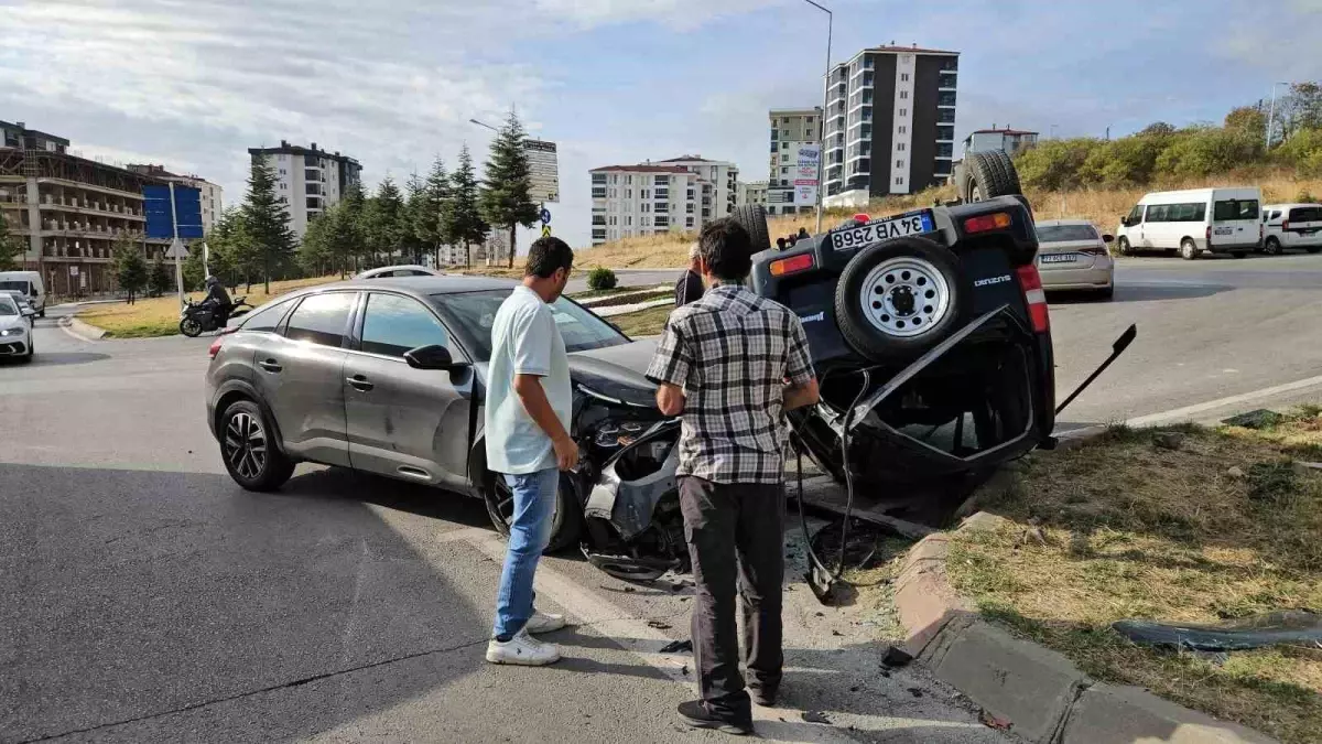 Edirne'de Trafik Kazası: Otomobil Takla Attı