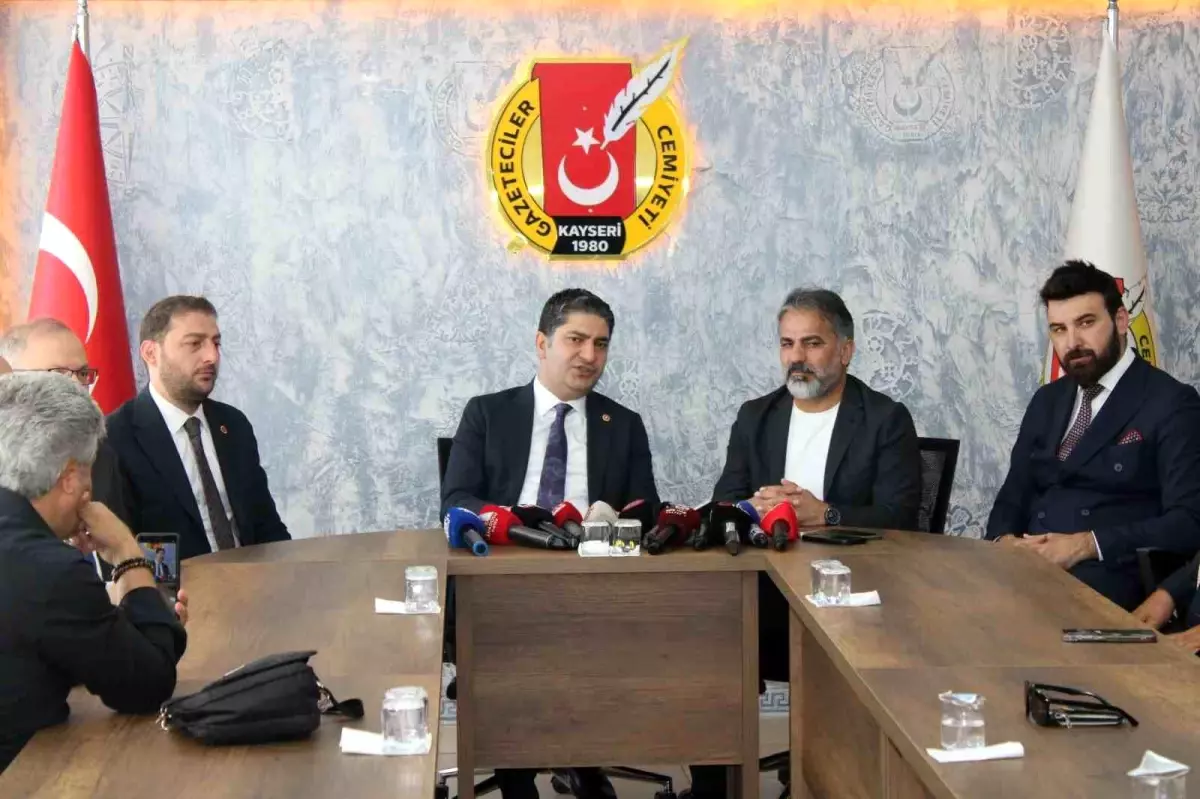 MHP Genel Başkan Yardımcısı Özdemir: 'Terörsüz Türkiye projesi siyasi bir proje değil, Türkiye Cumhuriyeti Devleti'nin resmi projesidir'