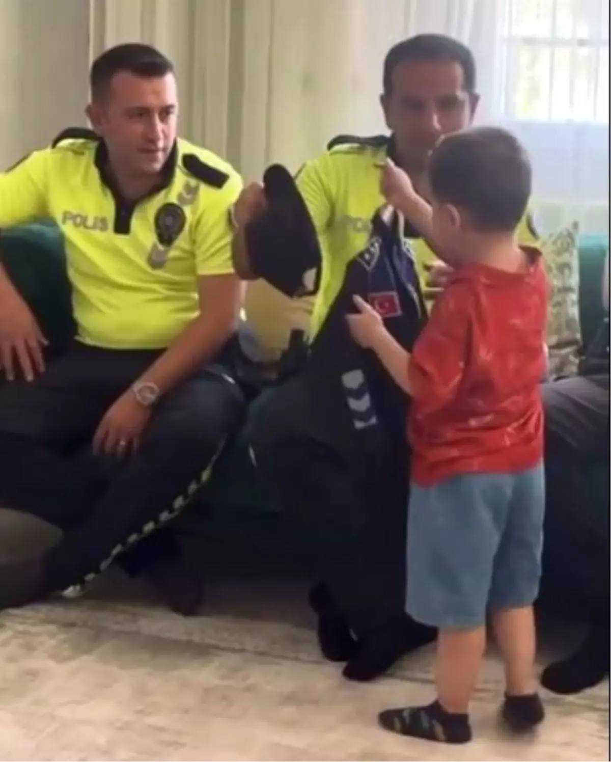 Minik Göktuğ'un Polis Olma Hayali Gerçekleşti