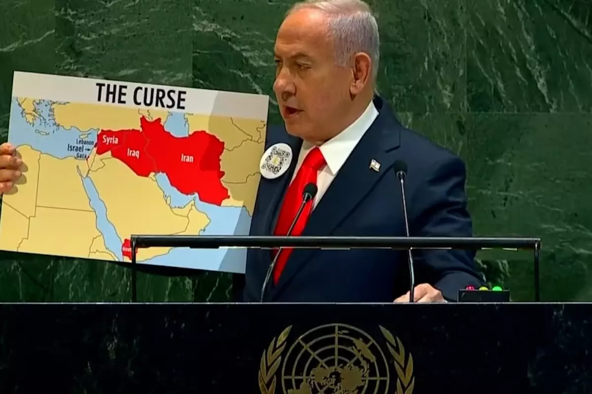 Netanyahu, BM'de kürsüye 'Düşman ülkeler' haritasıyla çıktı! İçlerinden biri sürpriz