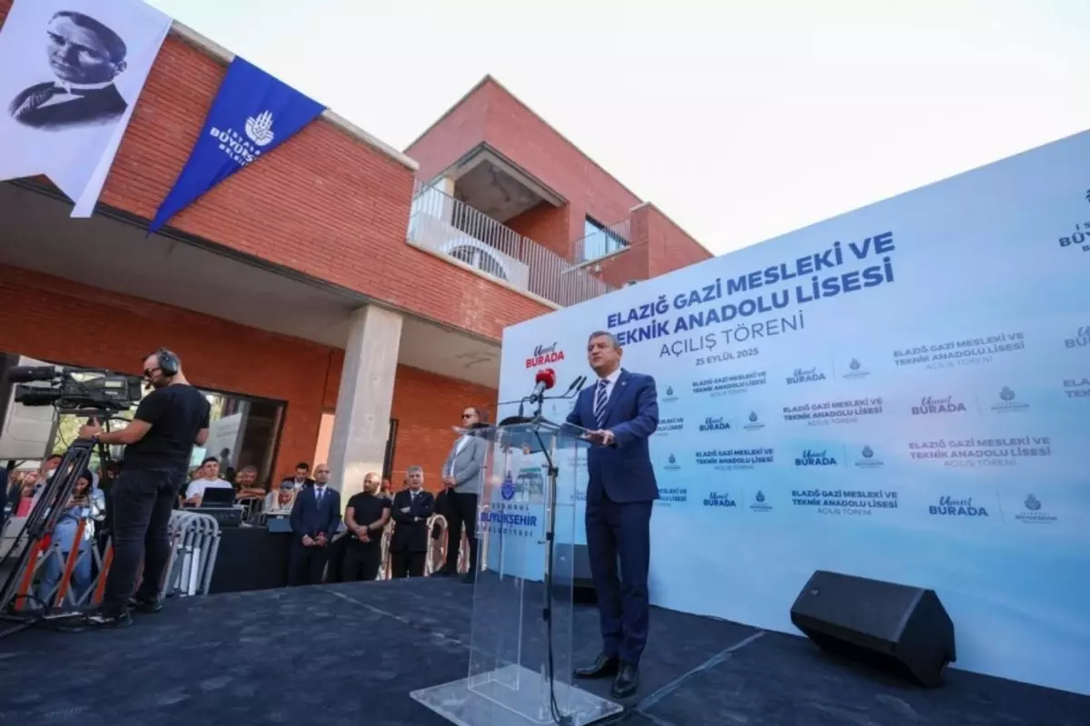 Özel'in katıldığı okul açılışı şehri karıştırdı! Valilikten açıklama var