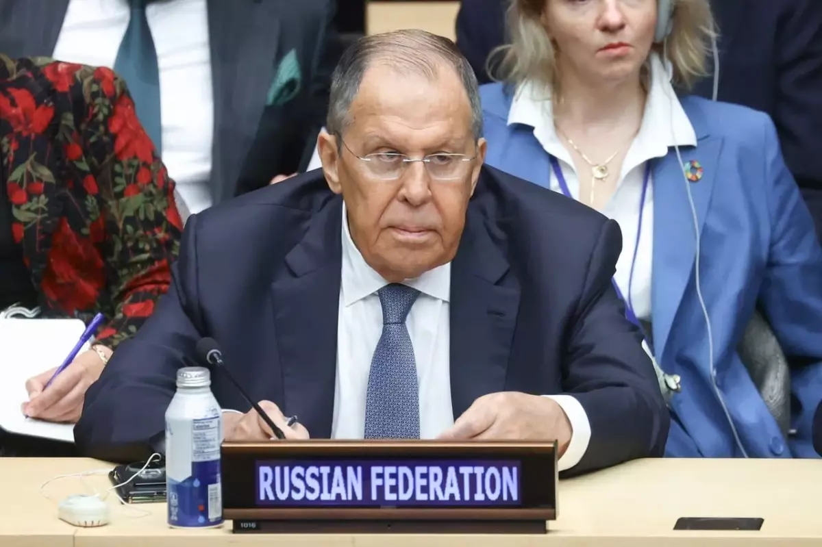Lavrov: Gazze'deki insani felaket 65 bin can aldı