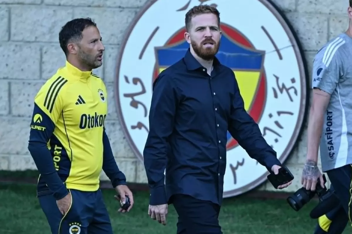 Sadettin Saran ilk neşteri vuruyor! Fenerbahçe'de ayrılık