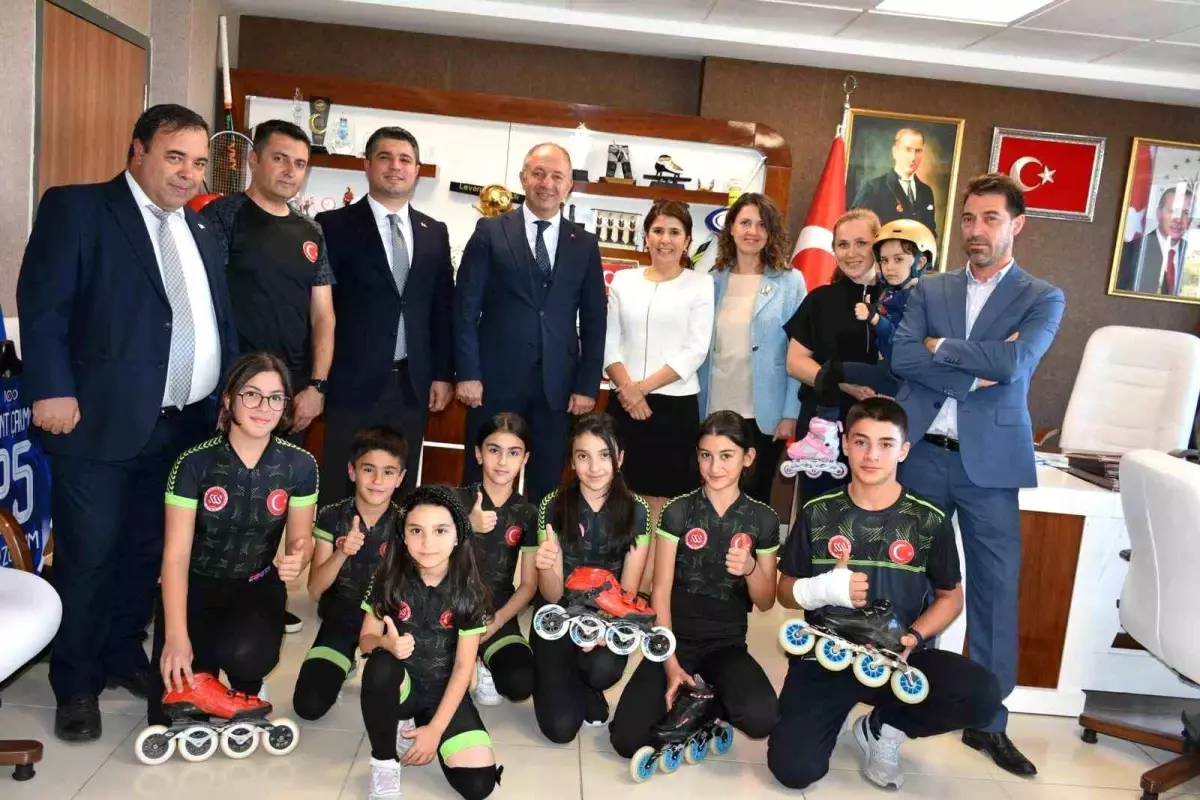 Speed Skating spor kulübü yönetiminden Çakmur'a ziyaret
