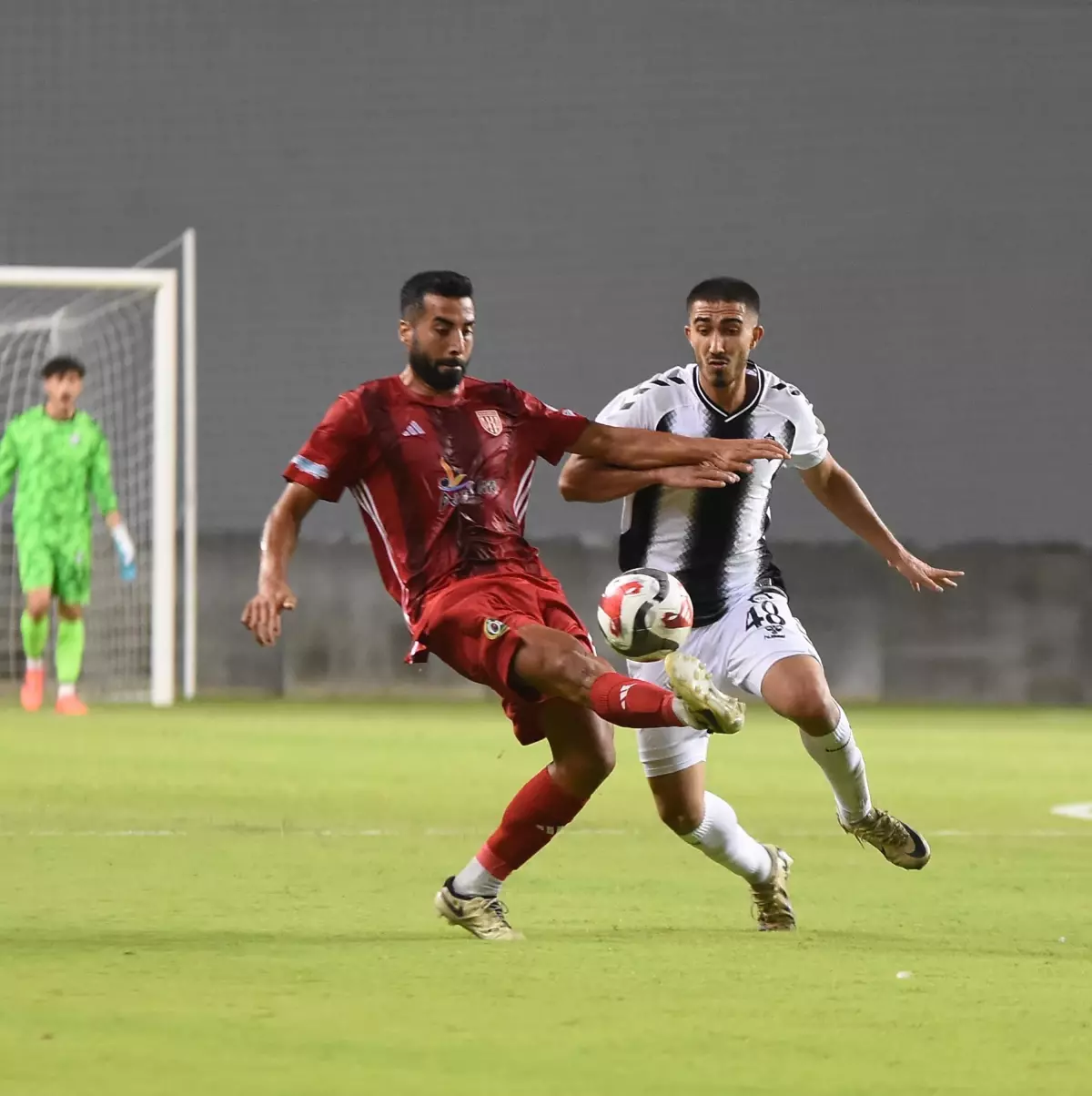 Altay, Eskişehirspor'u Ağırlıyor: Kritik Maç Öncesi Tüm Gözler Stadyumda