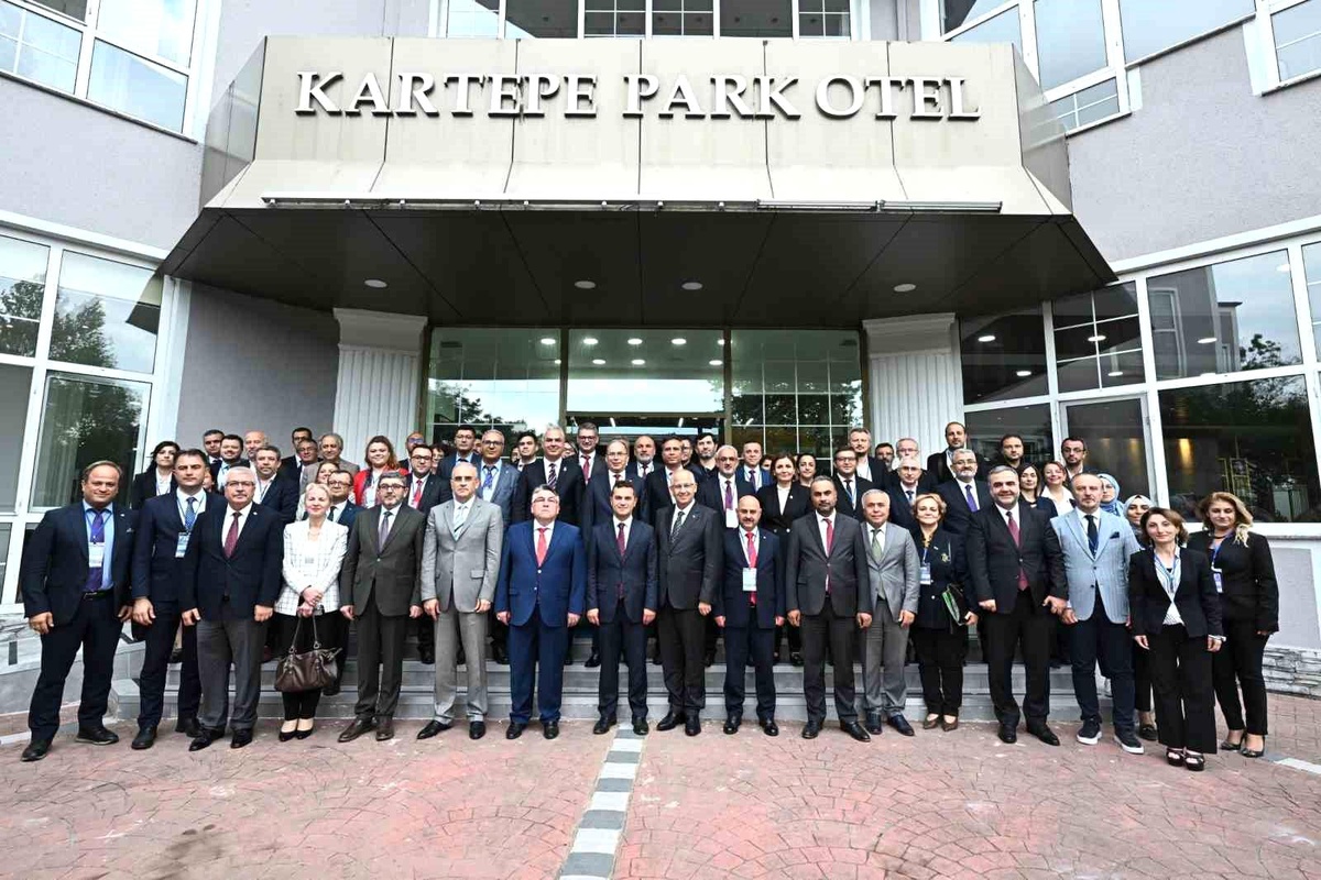 Bilecik Şeyh Edebali Üniversitesi Rektörü BKÜB Çalıştayına Katıldı