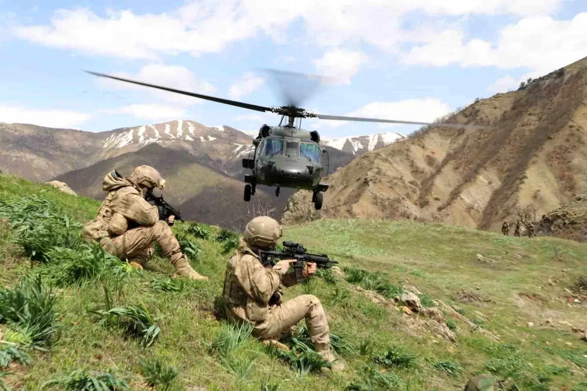 30 İlde Jandarmadan Büyük Operasyon: 144 Mağara ve Sığınak İmha Edildi