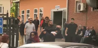 Güllü'nün kızı gasilhanede fenalık geçirdi