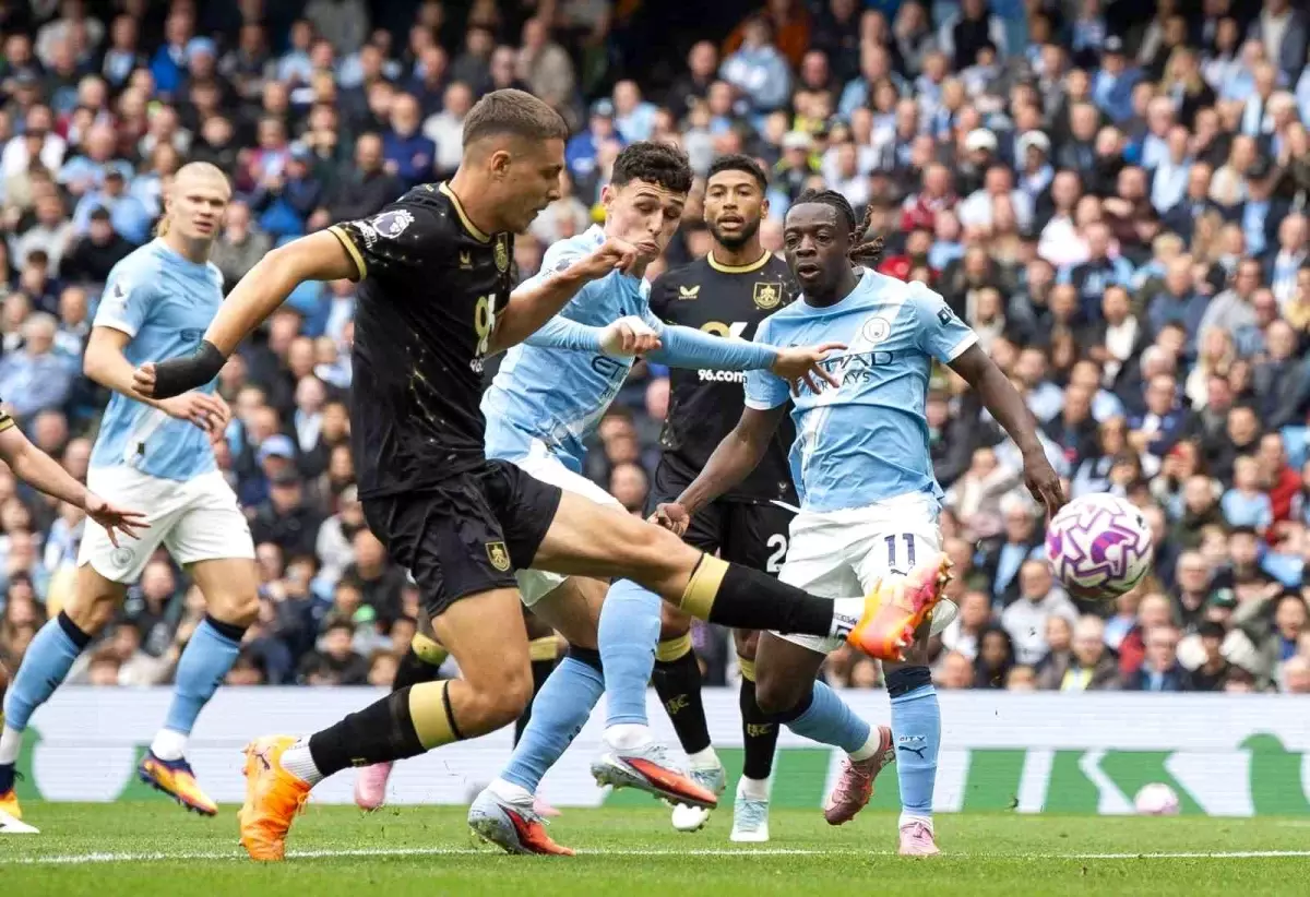 Manchester City, Burnley'i 5-1 Mağlup Etti