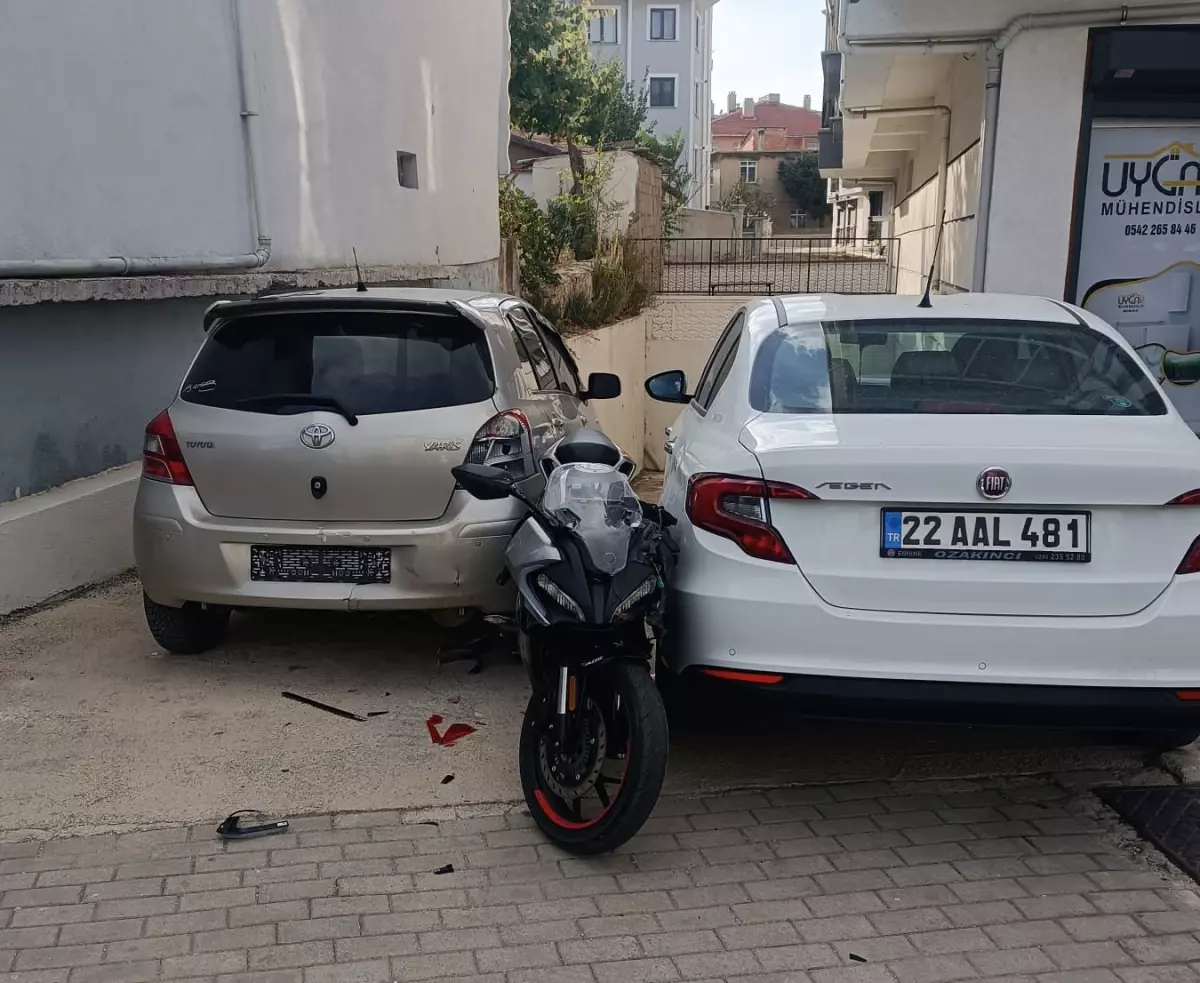 Edirne'de Motosiklet Kazasında Sürücü Yaralandı