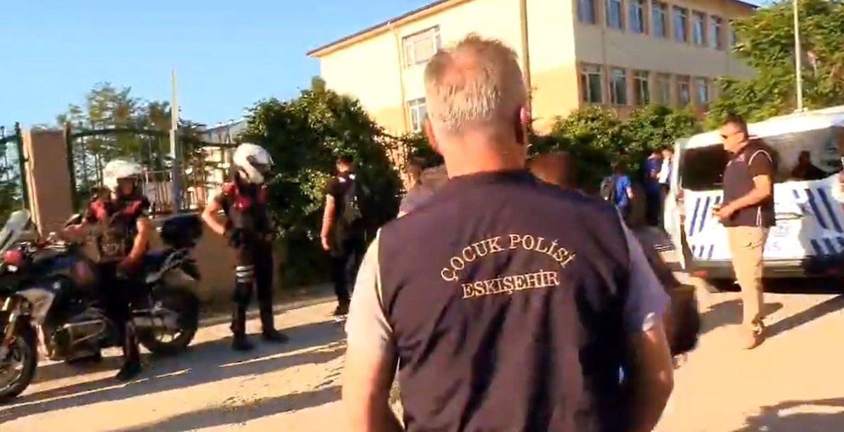 Eskişehir'de Öğrenci Güvenliği İçin Okul Çevrelerinde Denetimler Devam Ediyor