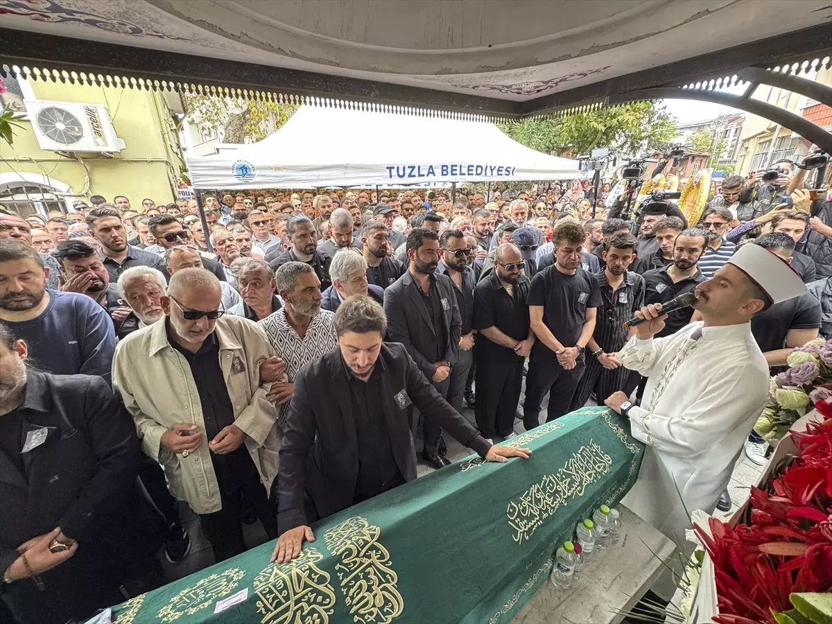 Tuğberk Yavuz'dan annesi Güllü'ye en acı veda! "Helal olsun" haykırışı yürekleri yaktı