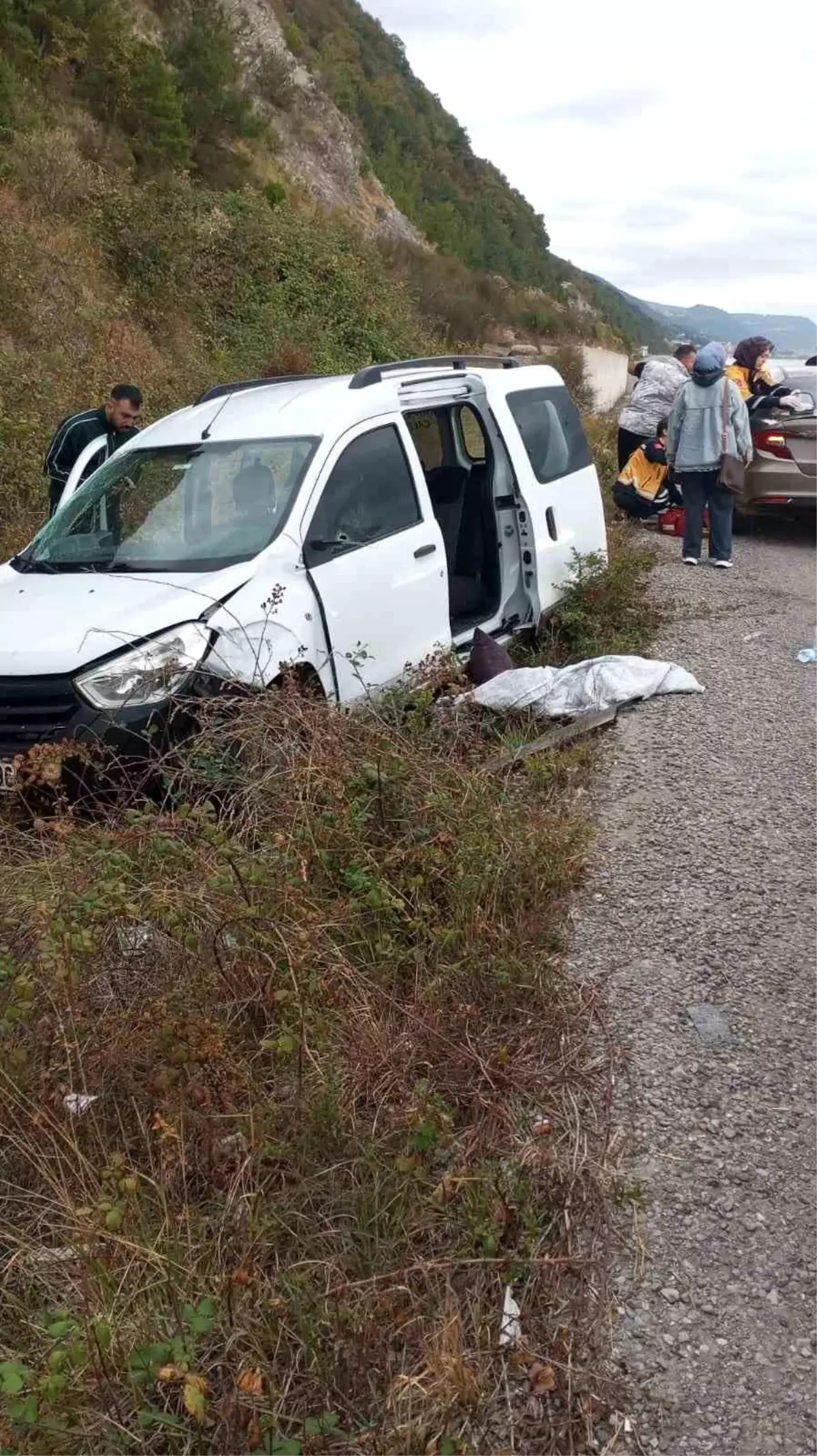 Sinop'ta Trafik Kazası: 3 Yaralı