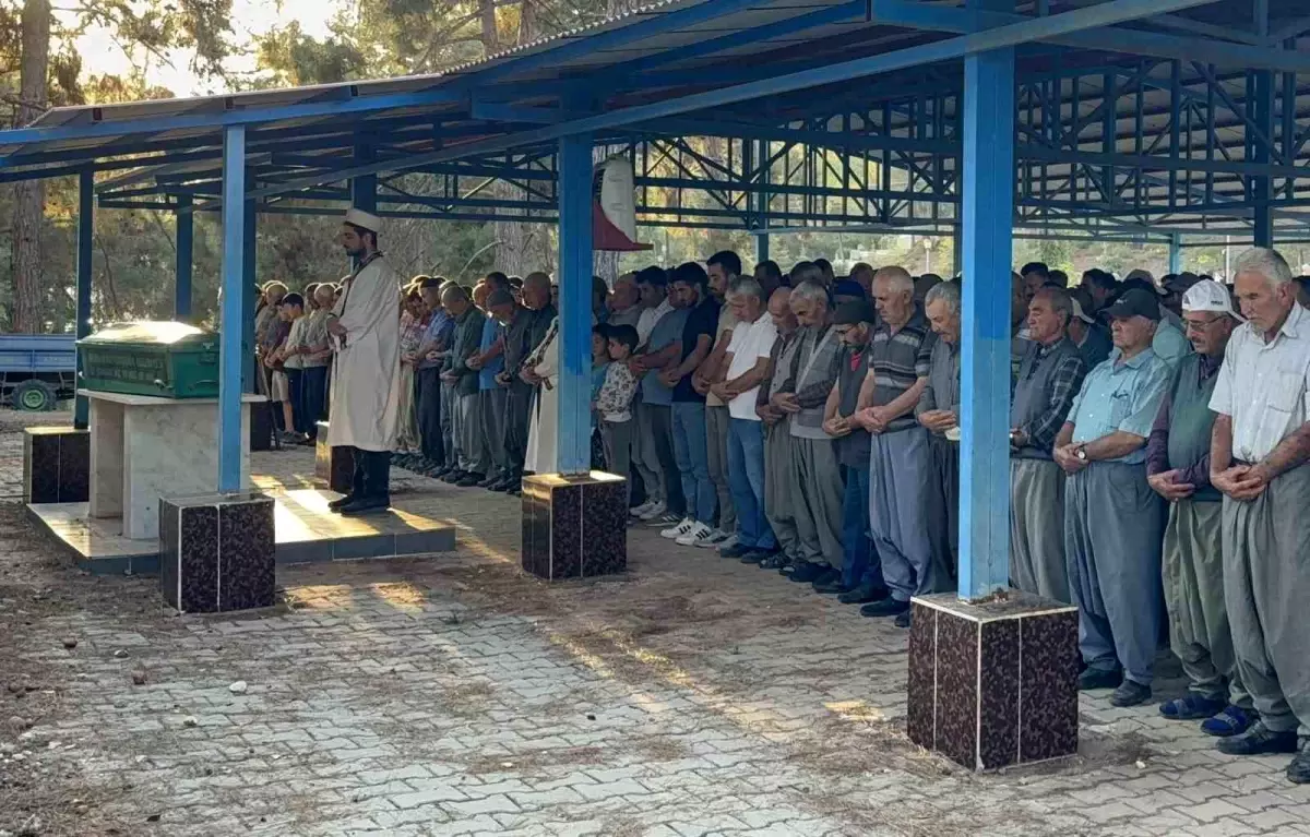 Tarsus'ta Yangında Nene ve Engelli Torunu Hayatını Kaybetti