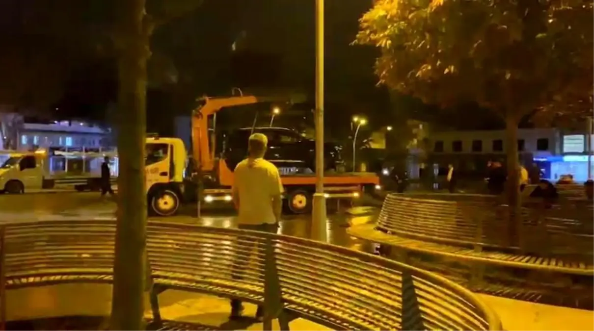 Alkollü Sürücü Süs Havuzuna Girdi