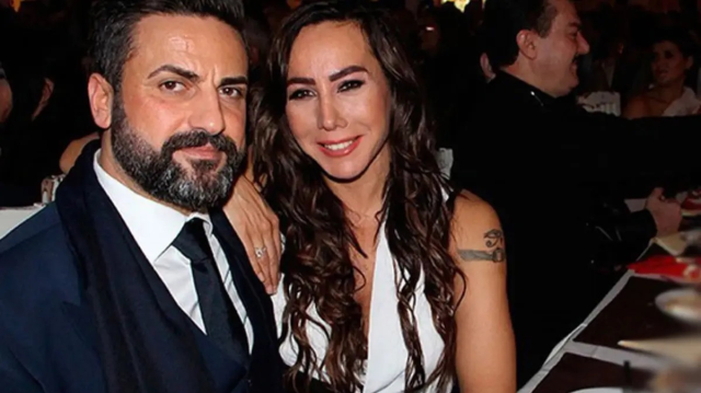 asena 8 yil sonra sahnelere dondu sosyal medya 19095184 2213 m