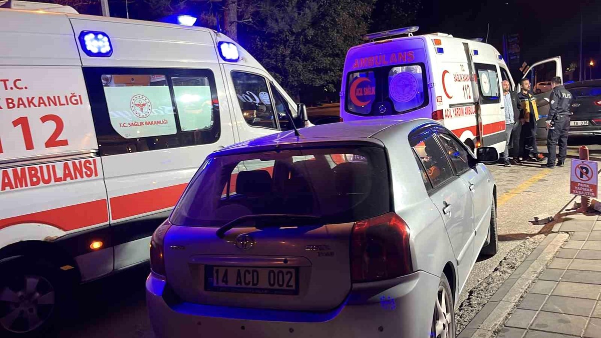 Bolu'da Çorbacıda Bıçaklı Kavga: 2 Yaralı