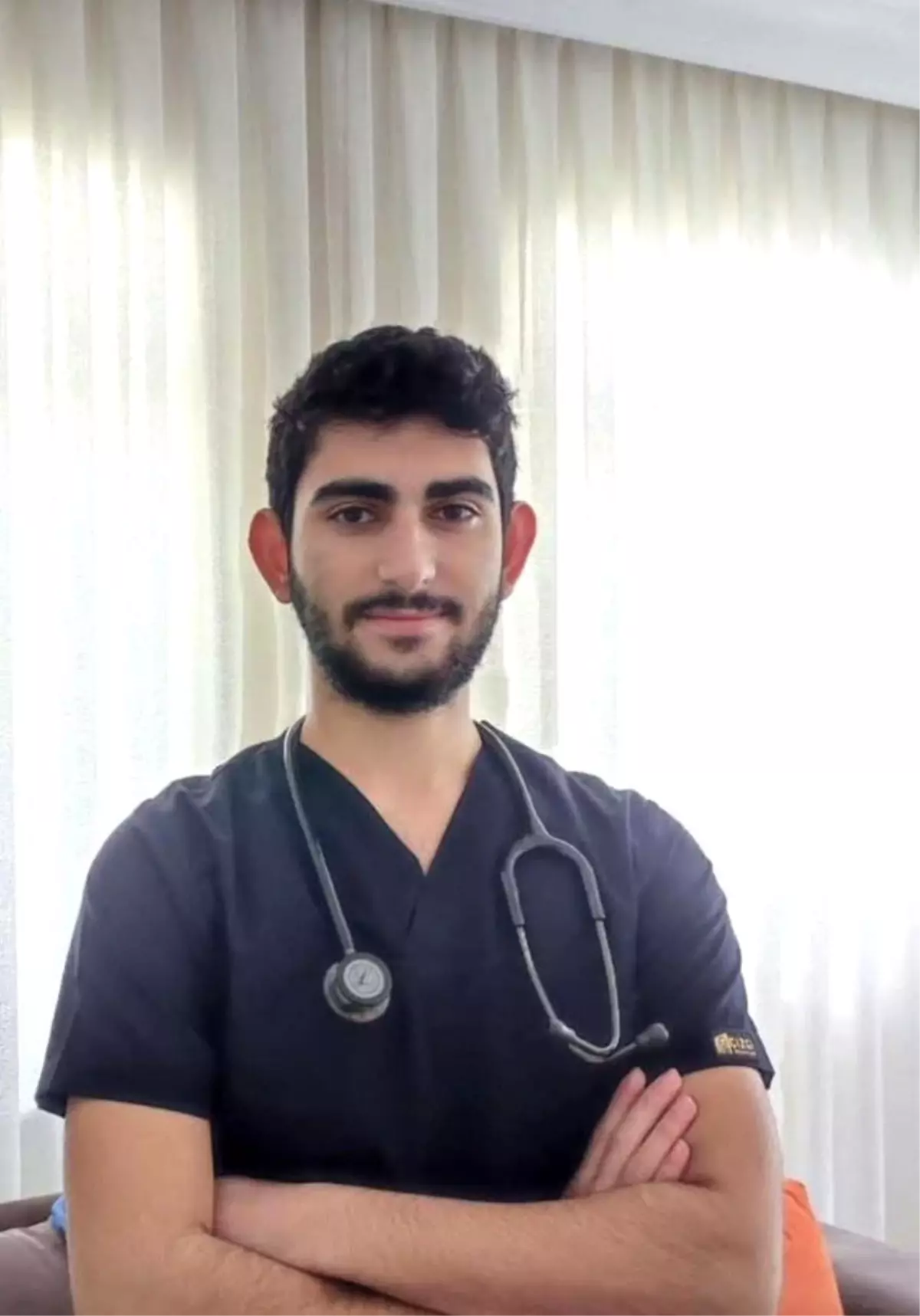 Ege Üniversitesi Tıp Fakültesi Öğrencisi Yiğit Özden Kanser Tedavisi Sırasında Hayatını Kaybetti