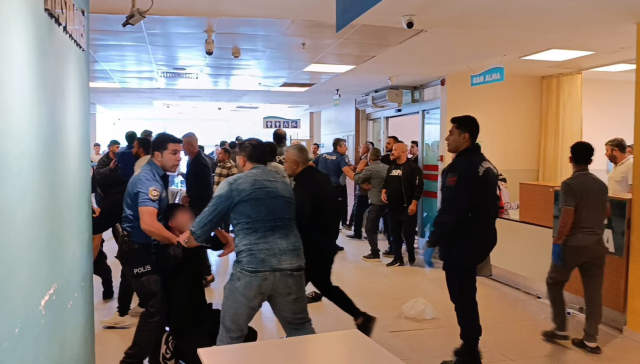Those who heard about the armed fight between the feuding parties got into a fight in the emergency room