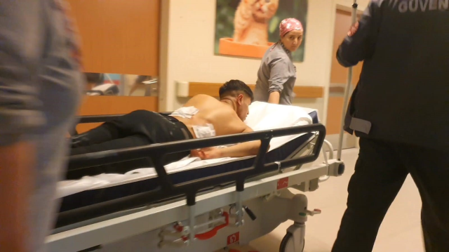 Those who heard about the armed fight between the feuding parties got into a fight in the emergency room