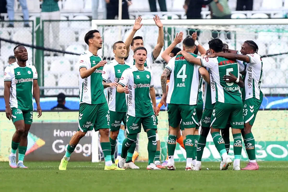 Konyaspor nefes kesen maçta 3 puanın sahibi oldu