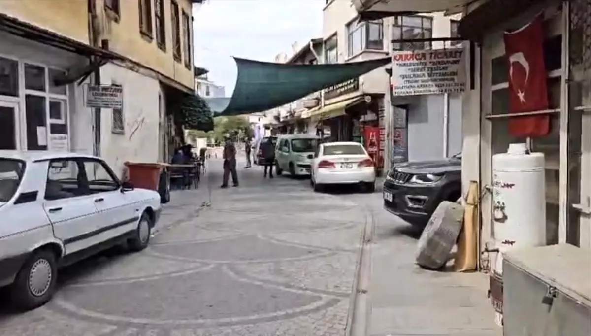 Kütahya'da 5.4 Büyüklüğünde Deprem, Balıkesir'de Paniğe Neden Oldu