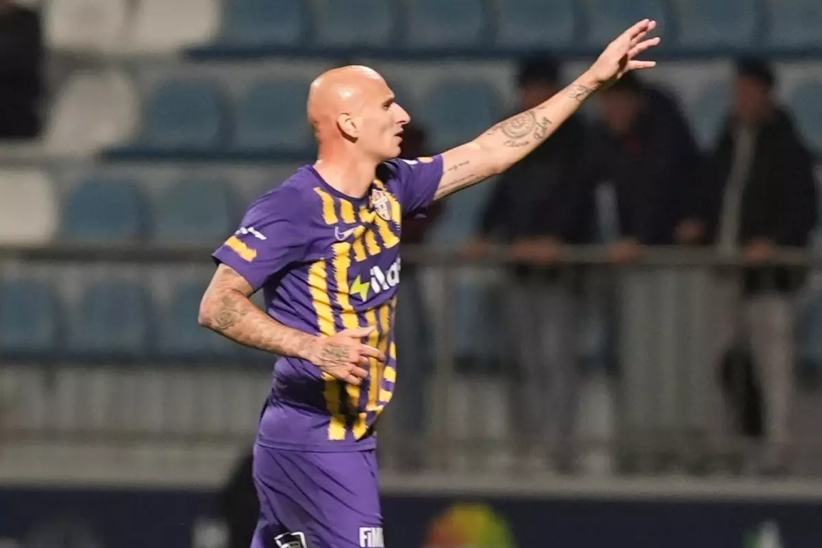Süper Lig'de mücadele eden Shelvey'in yeni adresi 3. Lig