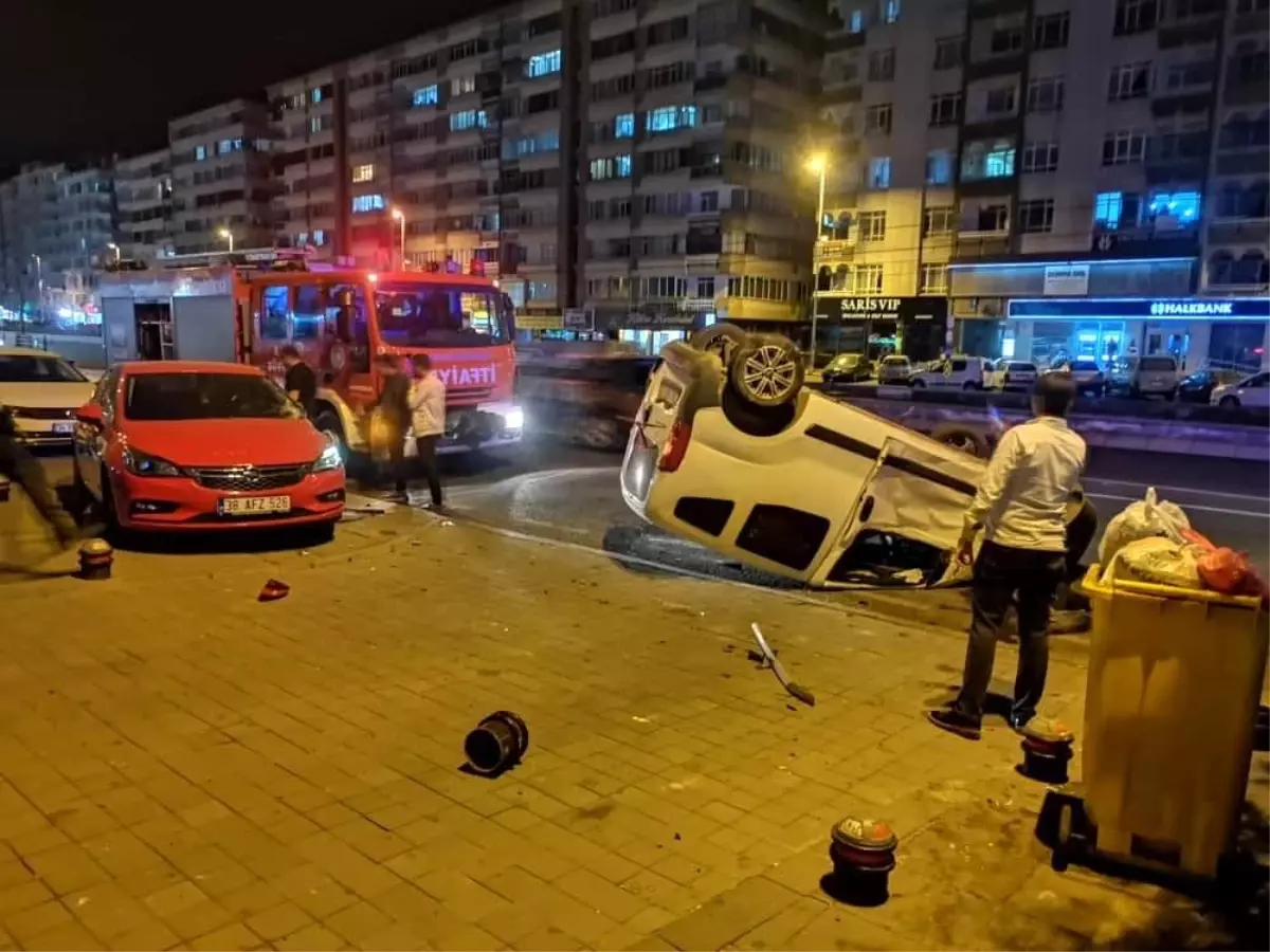 Kayseri'de Trafik Kazası: 3 Yaralı